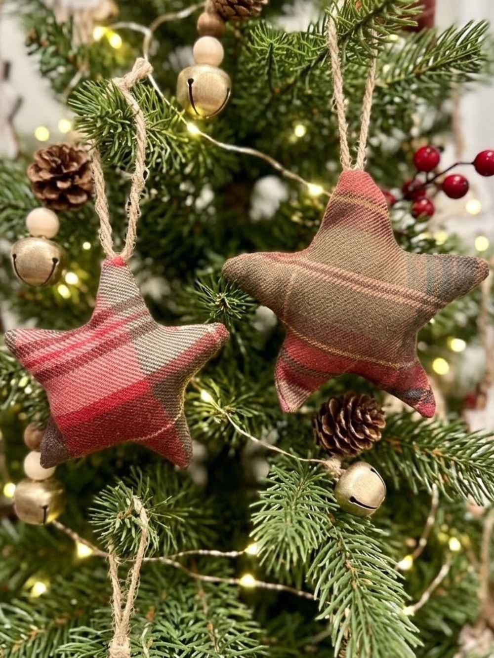 Set of 2 Fabric Star Ornaments – Upcycled Vintage Ralph Lauren Red/Brown Plaid